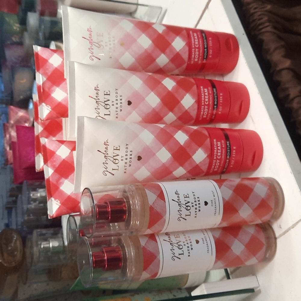 Bath & Body Works Gingham Love Bundle...9 PIECES